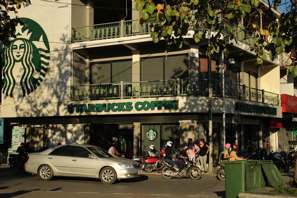 Z'S Hostel At Tha Phae Gate Chiang Mai Eksteriør billede