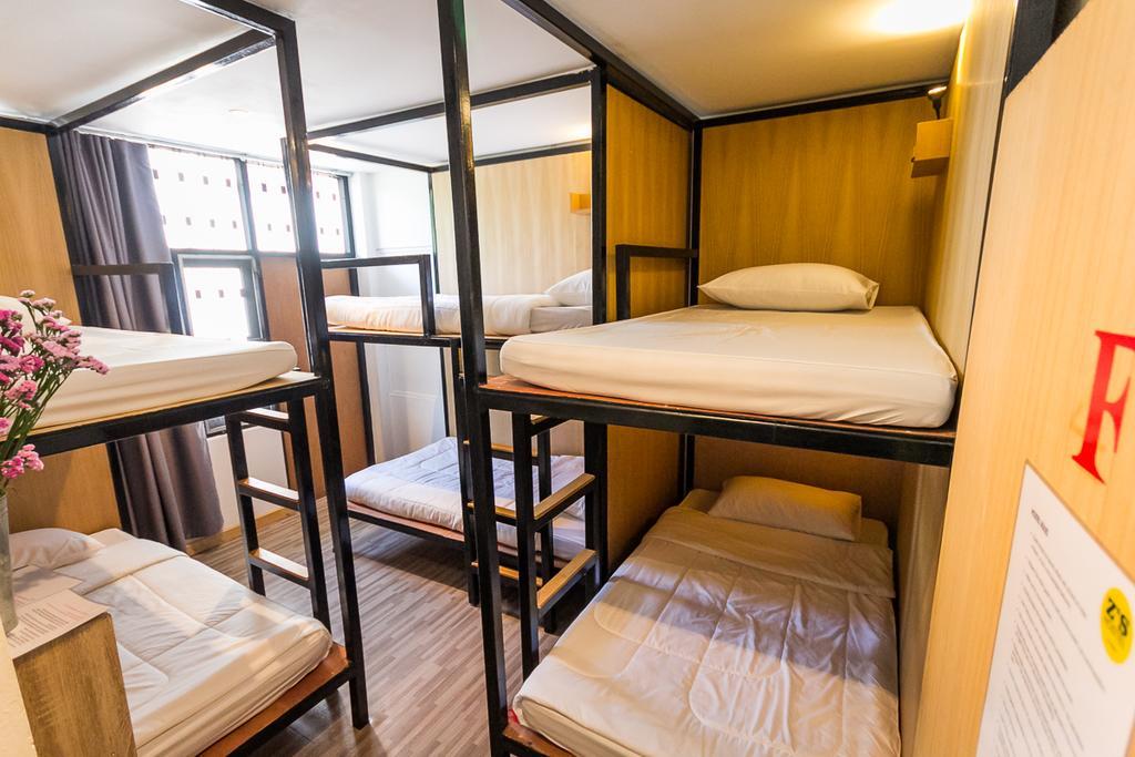 Z'S Hostel At Tha Phae Gate Chiang Mai Eksteriør billede