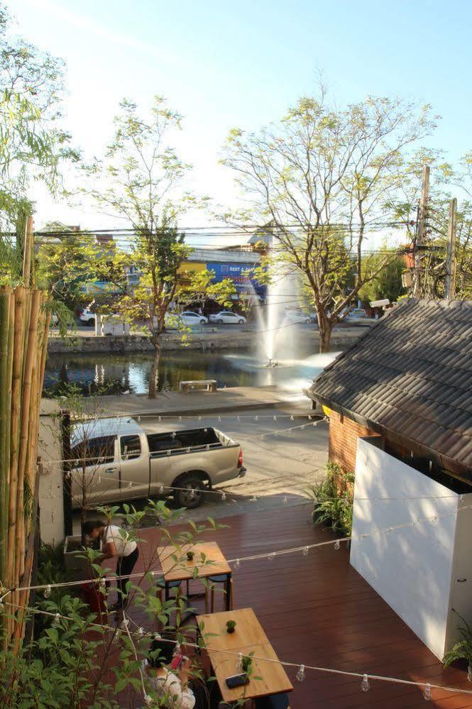 Z'S Hostel At Tha Phae Gate Chiang Mai Eksteriør billede